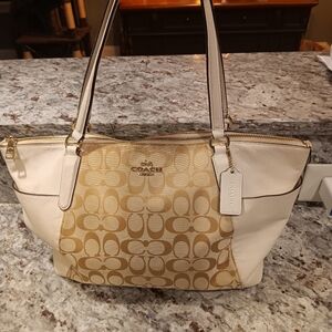 FLASH SALE!!! COACH AVA